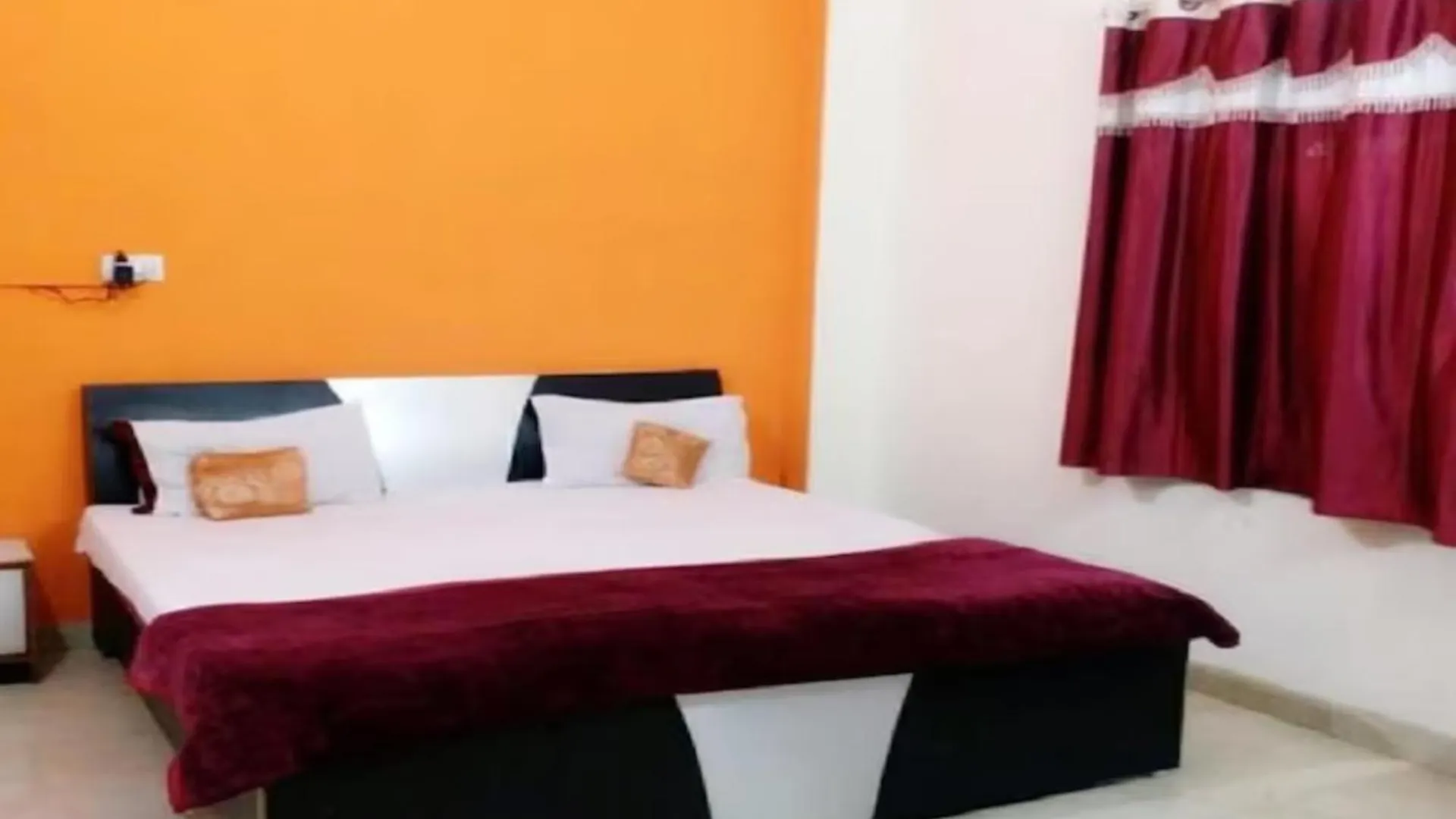 Hotel New Ashiyana Palace Near Ganga Ghat And Vishwanath Temple Varanasi